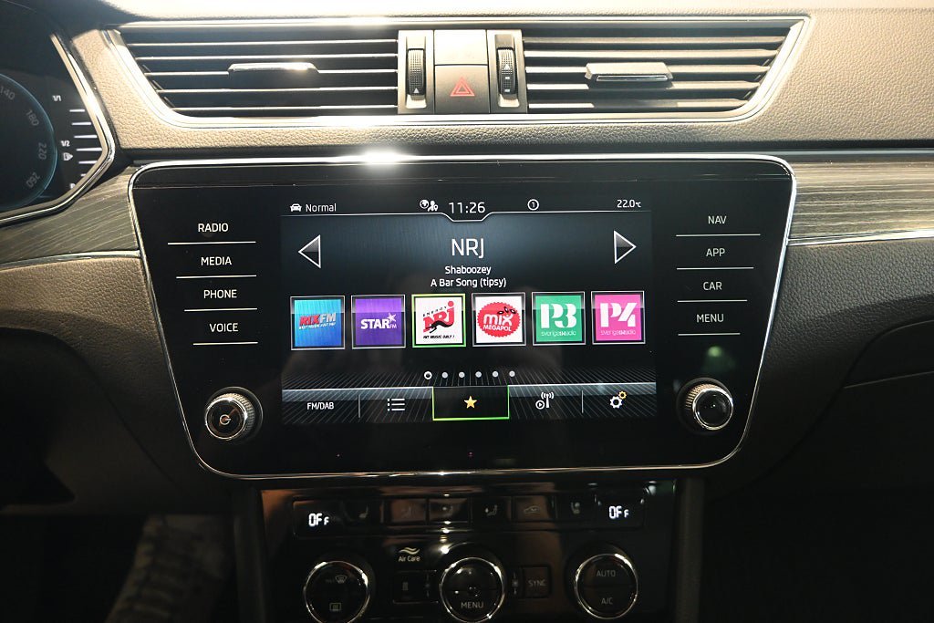 Vehicle Image 15