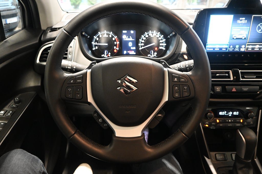 Vehicle Image 18