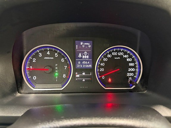 Vehicle Image 16