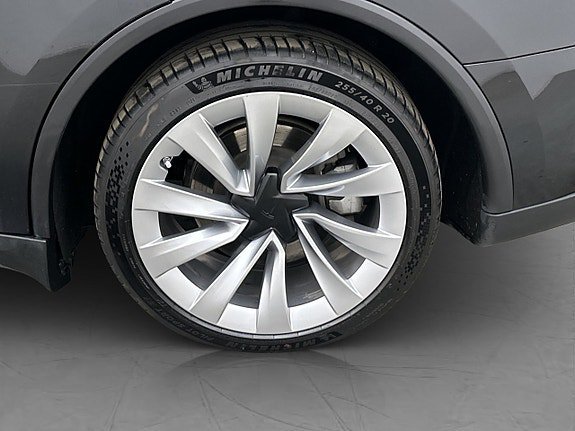 Vehicle Image 36