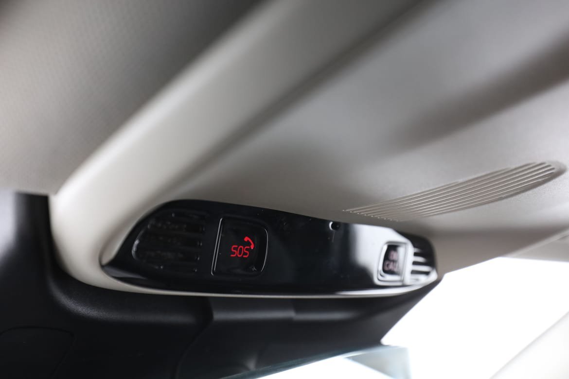 Vehicle Image 32