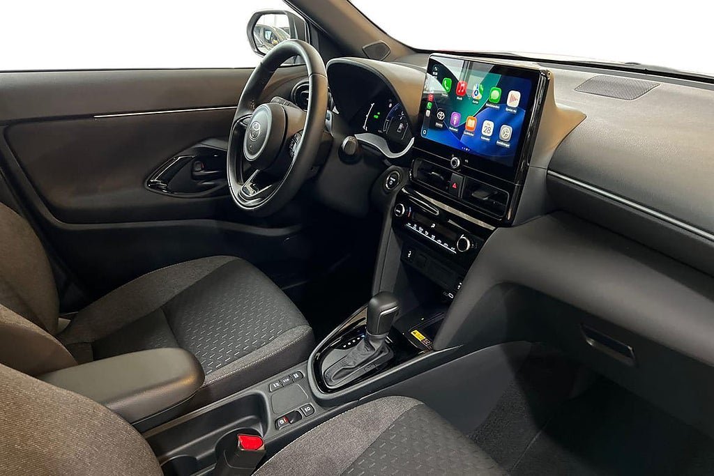 Vehicle Image 7