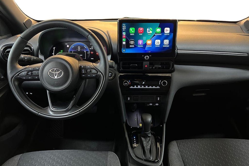 Vehicle Image 10