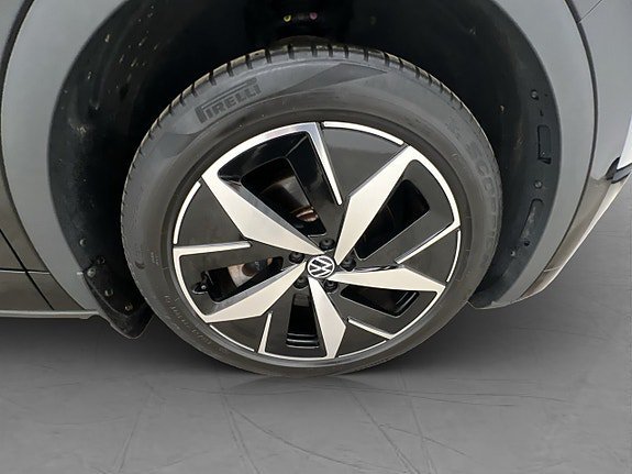 Vehicle Image 38