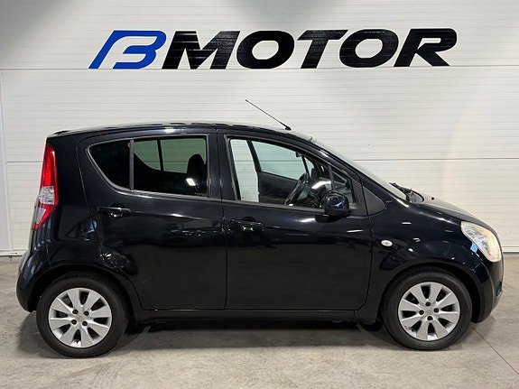 Vehicle Image 13