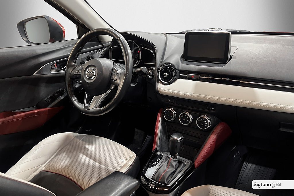 Vehicle Image 13