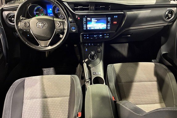 Vehicle Image 11