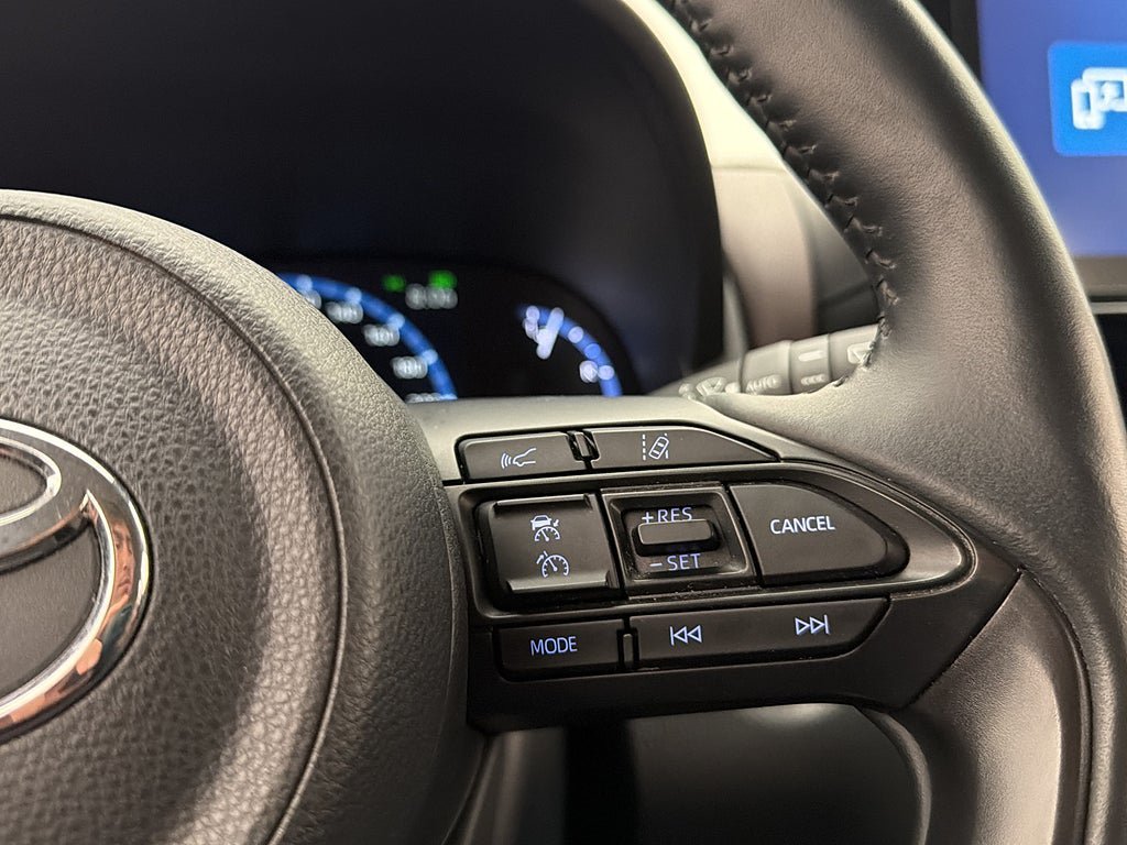 Vehicle Image 19