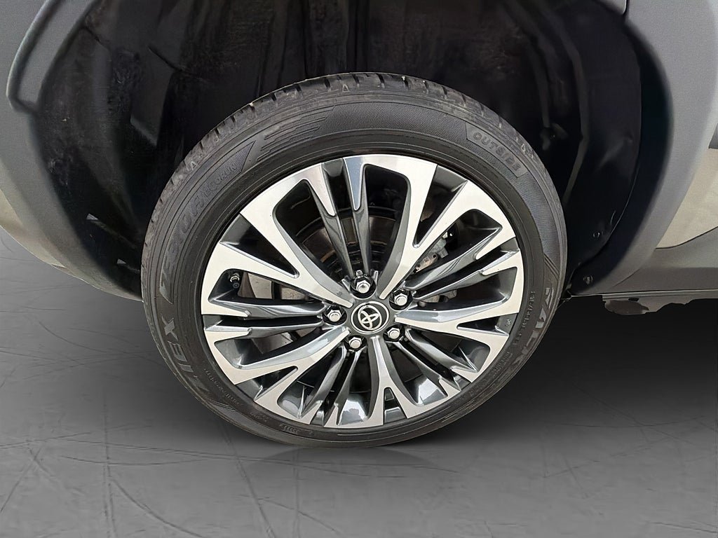 Vehicle Image 35