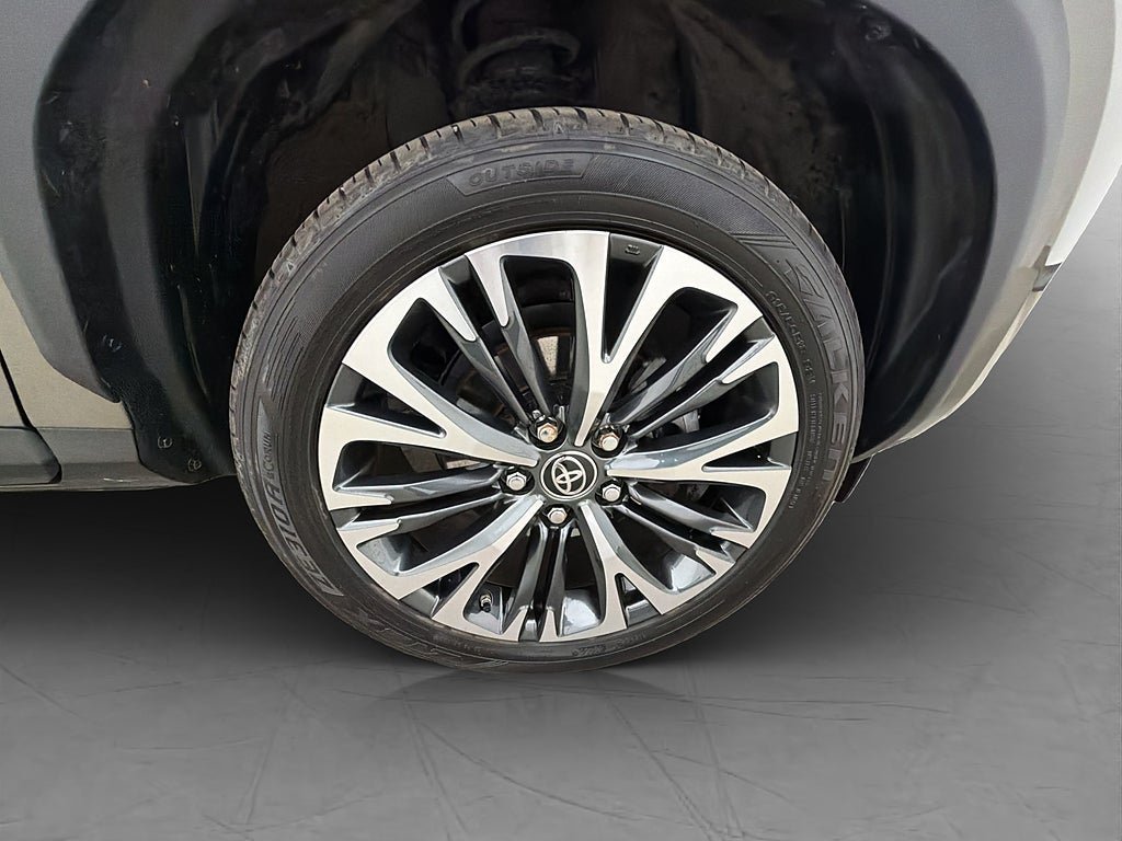 Vehicle Image 36