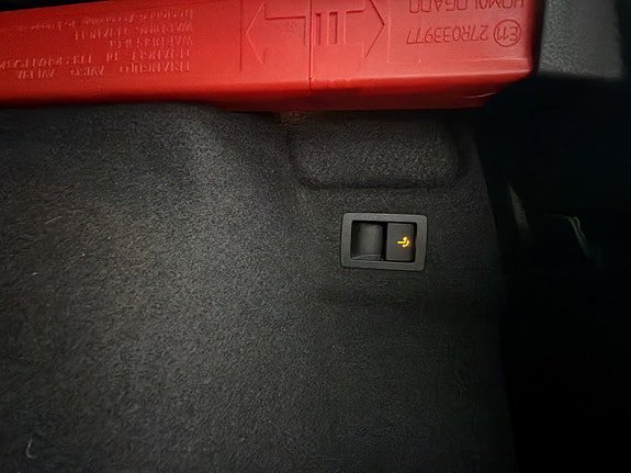 Vehicle Image 26