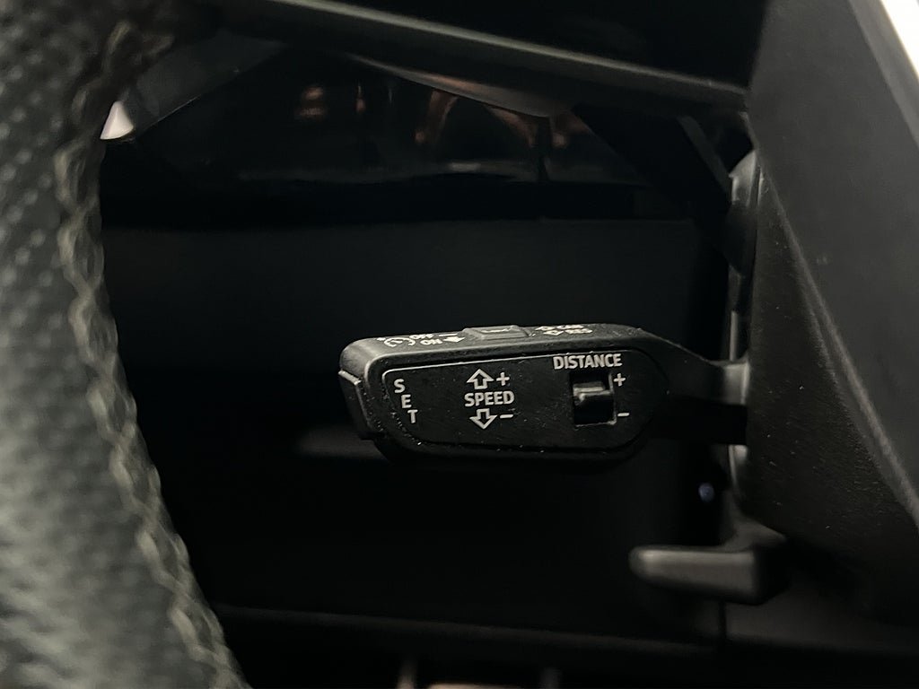 Vehicle Image 27