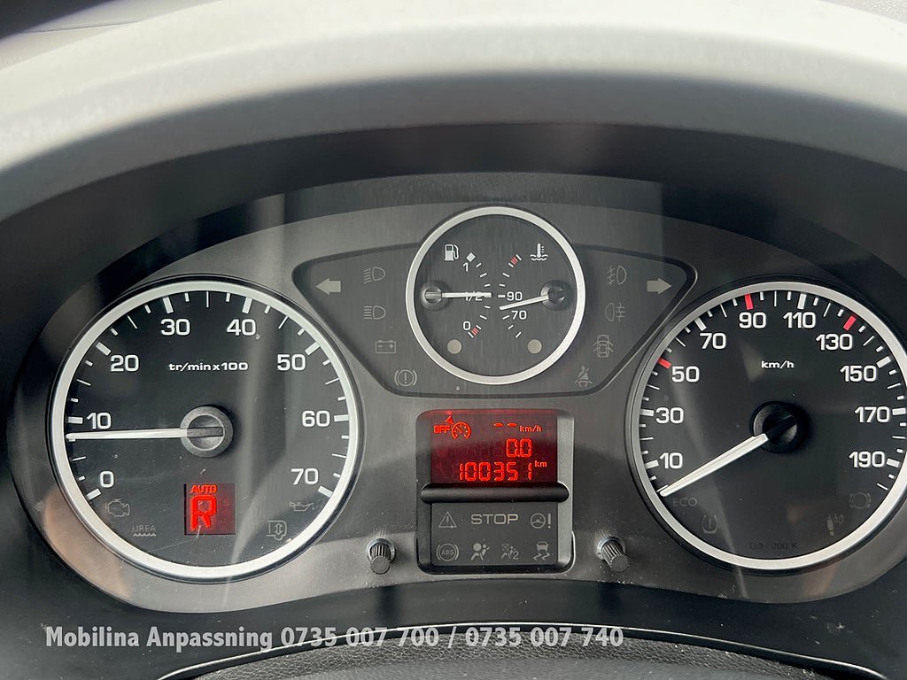Vehicle Image 33