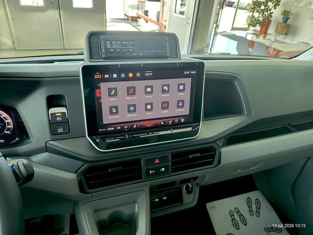 Vehicle Image 17