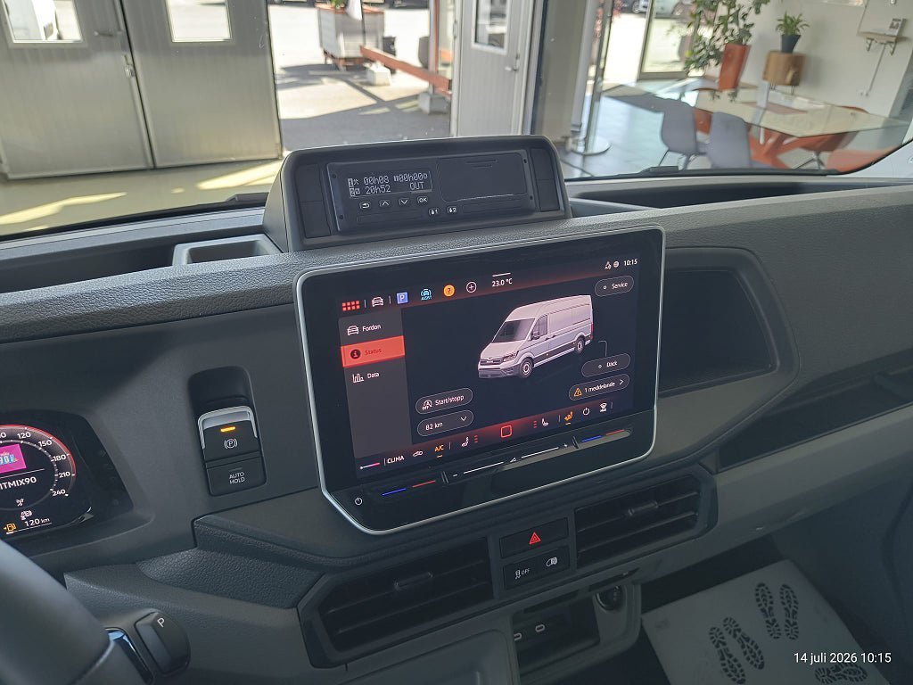 Vehicle Image 21