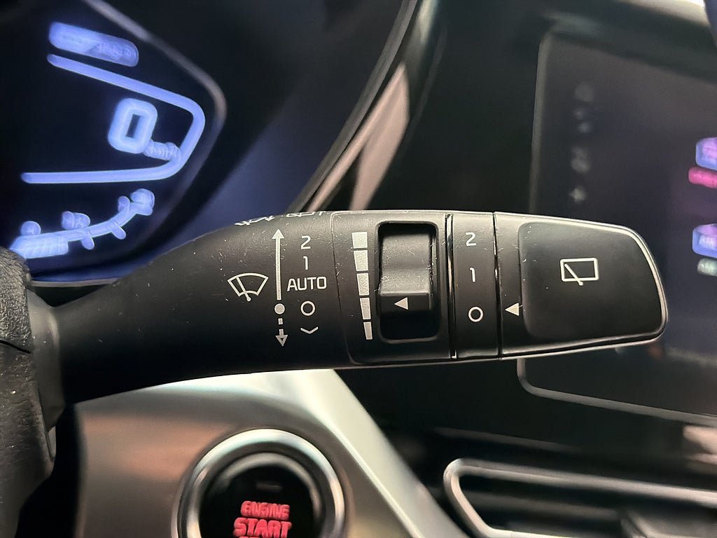 Vehicle Image 27
