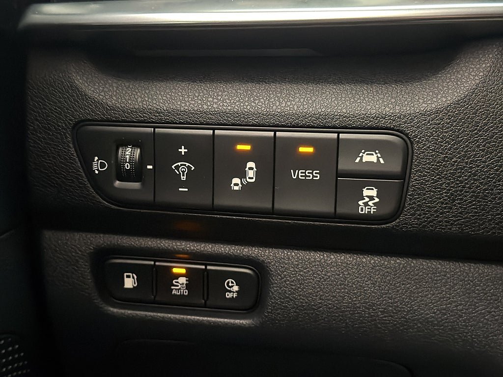 Vehicle Image 29