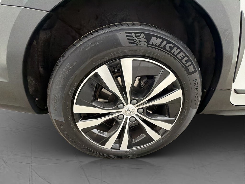 Vehicle Image 38