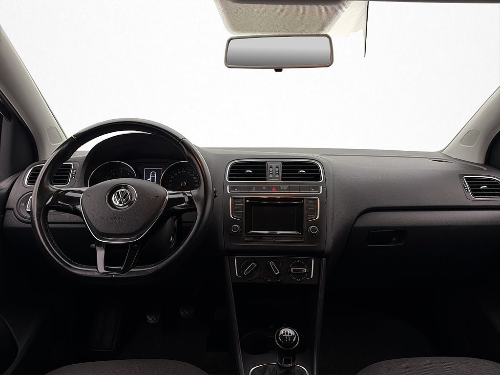Vehicle Image 12