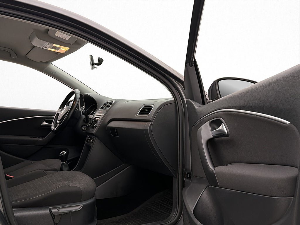 Vehicle Image 18