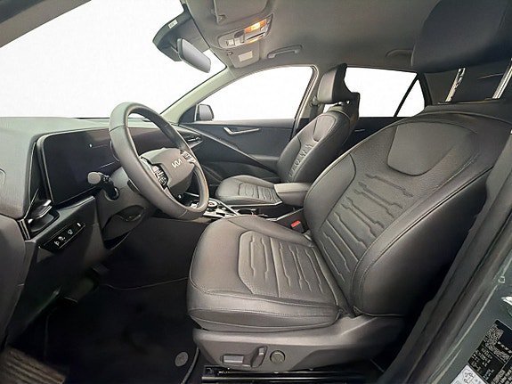 Vehicle Image 37