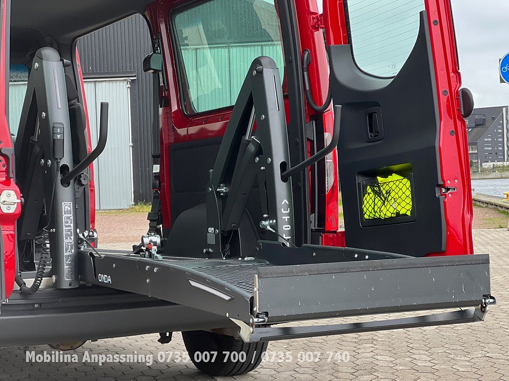 Vehicle Image 28