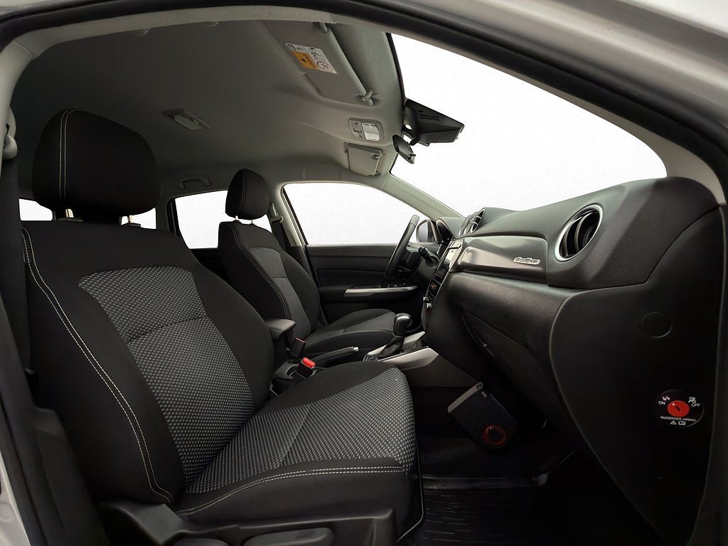Vehicle Image 12
