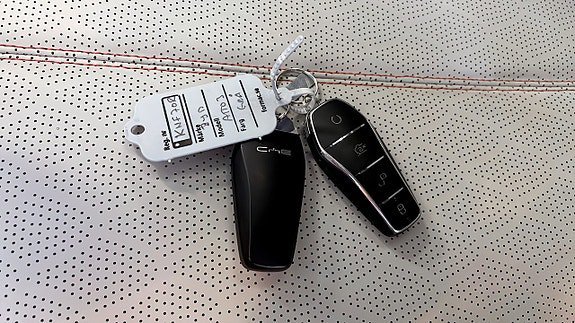 Vehicle Image 11