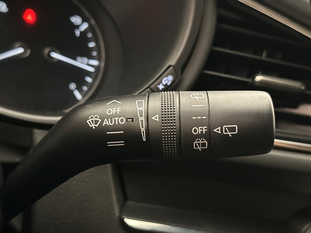 Vehicle Image 27
