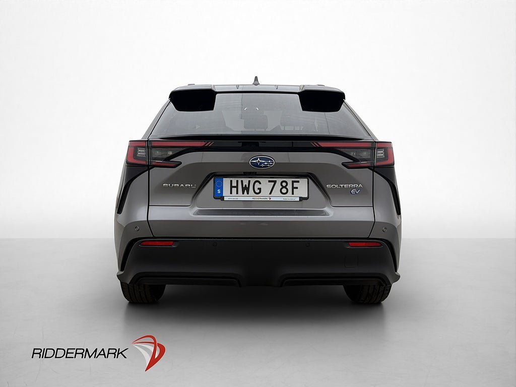 Vehicle Image 8