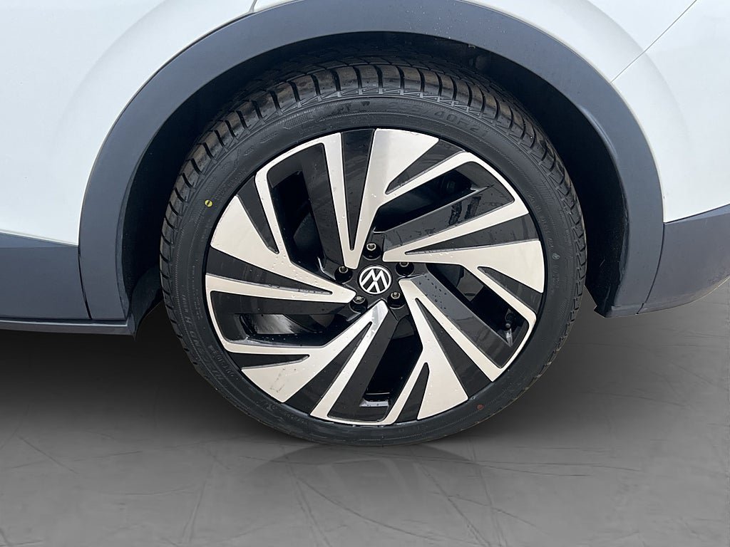 Vehicle Image 37