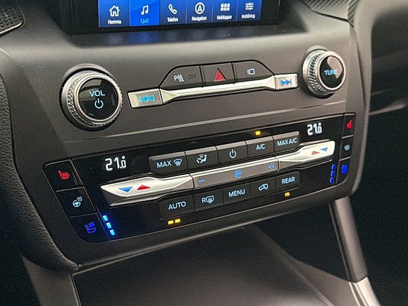 Vehicle Image 26