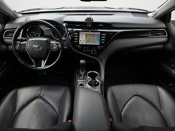 Vehicle Image 11