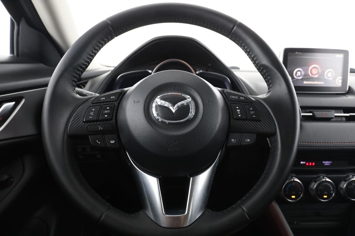 Vehicle Image 19