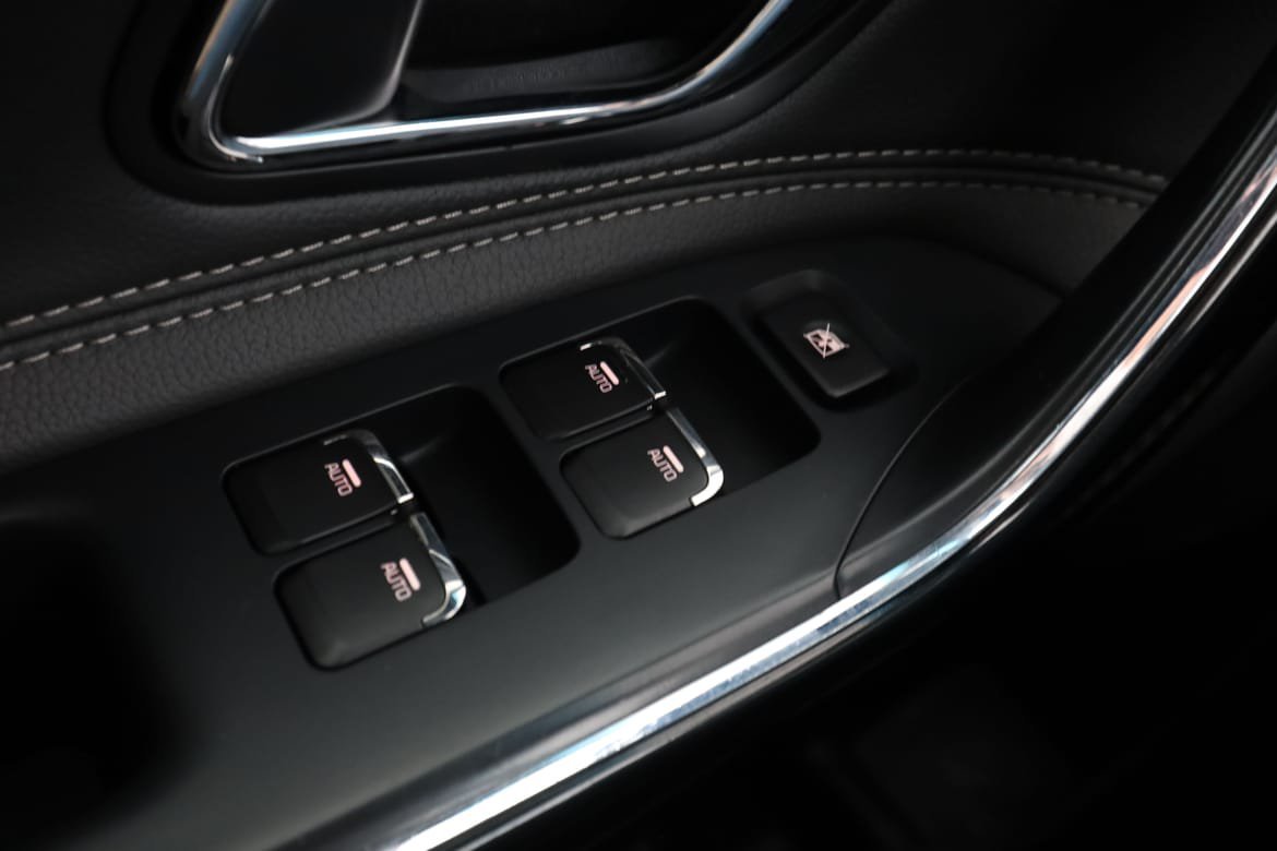Vehicle Image 35
