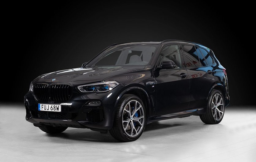 BMW X5 xDrive 45e M Sport Laserlight Komfortstol H K 2020