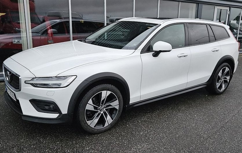 Volvo V60 Cross Country D4 AWD Geartronic, Momentum 2019