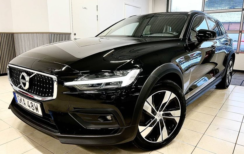 Volvo V60 Cross Country D4 AWD Automat Momentum GPS Dr 2019