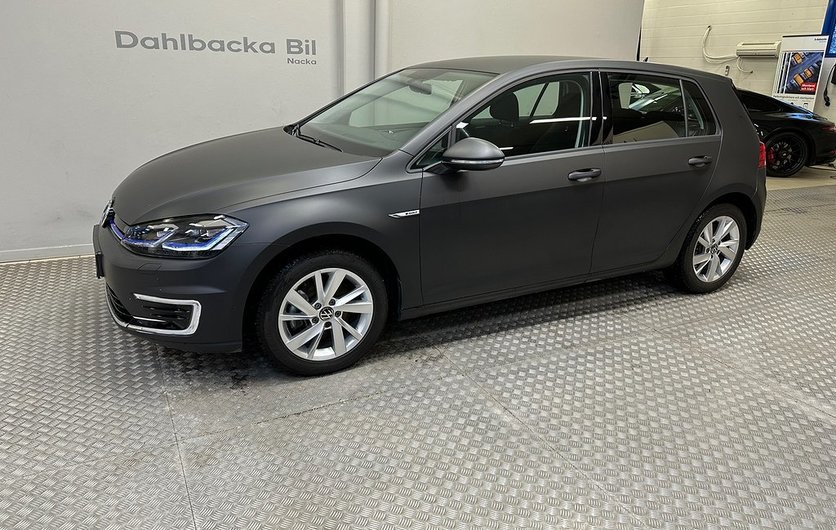 Volkswagen e-Golf 35.8 kWh Comfort Pluspaket Leasebar 2020