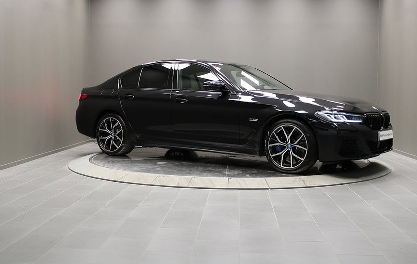 BMW 545 xDrive sedan M Sportpaket 2023