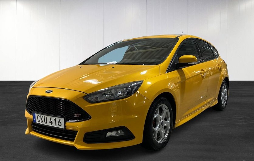 Ford Focus ST Line 250hp 2015