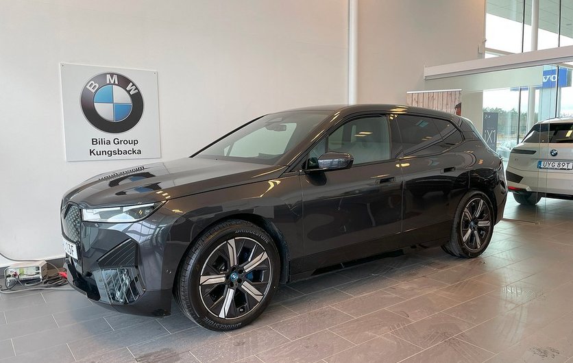 BMW iX xDrive50 Sport line | H&K | Drag | Komfortåtkomst 2024