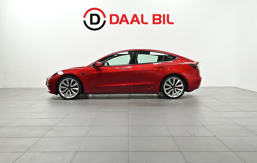 Tesla Model 3 PERFORMANCE AWD PVÄRM PANO LÄDER 2-NFC 2021