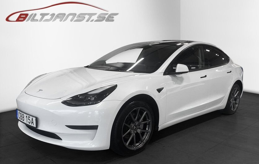 Tesla Model 3 Standard Range Plus Refresh Låga mil 2021
