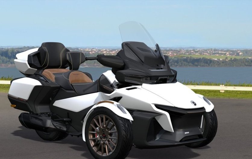 Can-Am Spyder RT Sea-To-Sky 2024