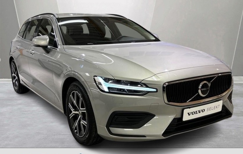 Volvo V60 B3 Bensin Core, Parkeringssensor bak, Navigation, Baklucka Elmanövrerad, Induktiv laddning mobil, Keyless Entry and Start 2023