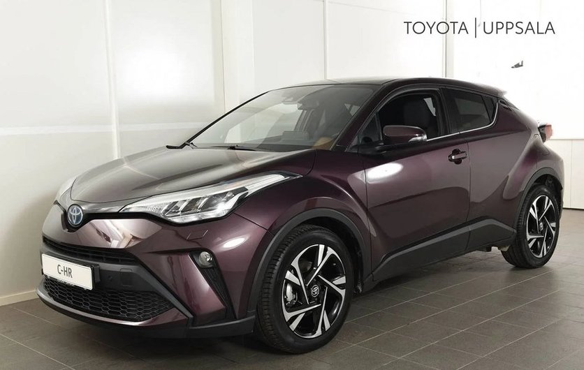 Toyota C-HR 1,8 X EDITION BIL DRAG M&K INGÅR 2023
