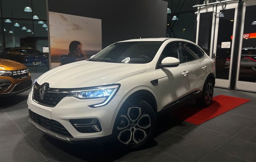 Renault Arkana E-Tech Techno 2023