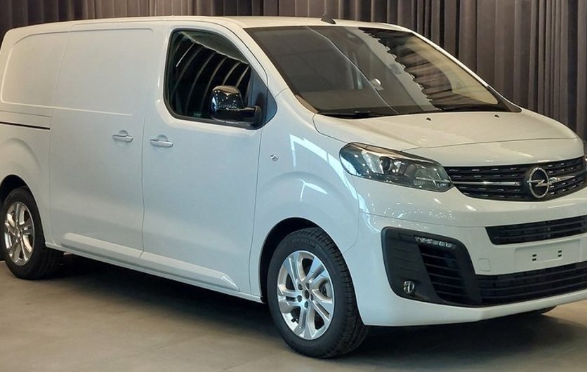 Opel Vivaro e L2 Skåpbil 75 kWh Business Premium 2023
