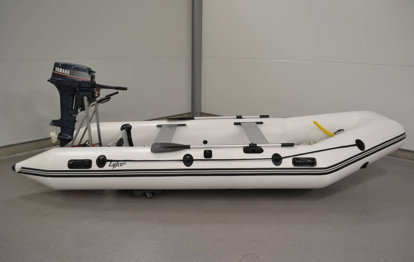 Övrigt Annan Lyfco gummibåt 430cm aluminiumgolv inkl Yamaha 